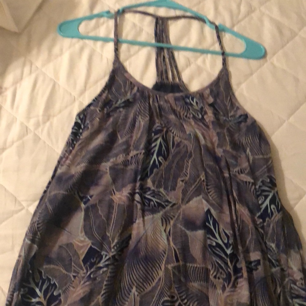 Women’s dress